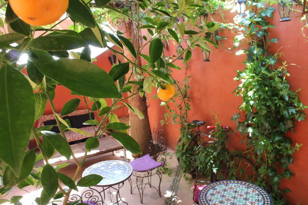 Hotel La Boheme Caces Екстериор снимка