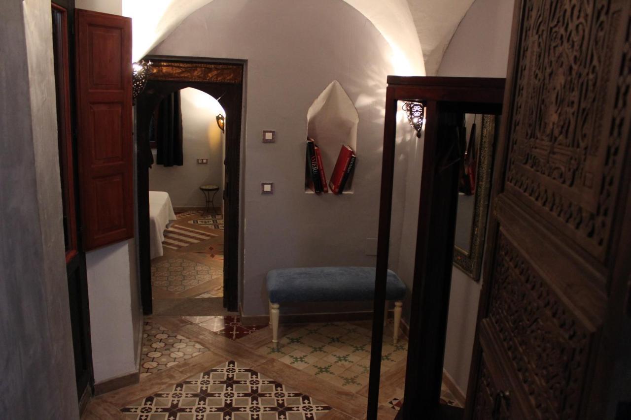Hotel La Boheme Caces Екстериор снимка